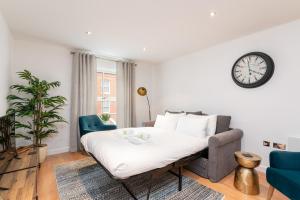 Gallery image of Modern York Apartment in the Heart of the City I Pass The Keys in York