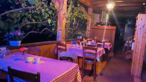 Hotel Sternen Worb餐厅或其他用餐的地方