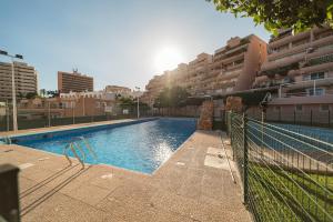 Bazén v ubytovaní Expoholidays- Primera línea con parking incluido alebo v jeho blízkosti