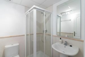 Kúpeľňa v ubytovaní Duplex apartment Estepona