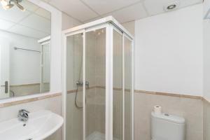 Kúpeľňa v ubytovaní Duplex apartment Estepona