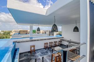 Bazén v ubytování Mya Residence 206 at Aldea Zama nebo v jeho okolí