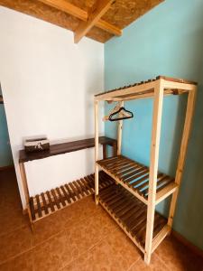 Letto o letti a castello in una camera di Hostal Katari