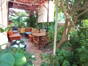 Сад в izmir Tatil Evi Beach Resort Seferihisar