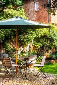 Aed väljaspool majutusasutust Michaelis Suite - Schrangen-Suites-1389
