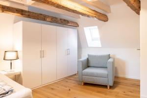 Istumisnurk majutusasutuses Michaelis Suite - Schrangen-Suites-1389