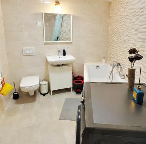 Gallery image of L&L HOME in Budapest