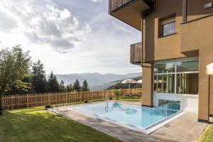 Bazén v ubytování Hotel Baumwirt nebo v jeho okolí