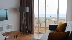 A television and/or entertainment centre at Marina Elite