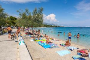 Fotografie z fotogalerie ubytování Apartments by the sea Kastel Novi, Kastela - 20043 v destinaci Kaštela