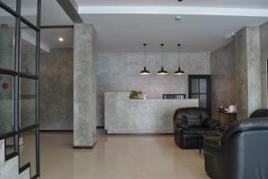 The lobby or reception area at Ritsurin Boutique Hotel - โรงแรมริทสุริน บูติค