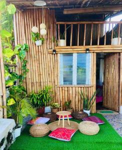 Zahrada ubytování Joyful Hut with Netflix and Perfect Sunrise View Maya, Daanbantayan