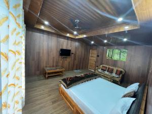 TV a/nebo společenská místnost v ubytování Ramneek Homestay