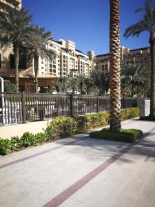 Gallery image of Beautiful Apartment right on the beach, Fairmont South Residences in Dubai
