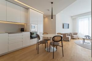 Kuchnia lub aneks kuchenny w obiekcie Uma Suites O'Donnell