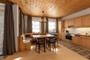 Kuchyňa alebo kuchynka v ubytovaní Appartements Planai by Schladmingurlaub