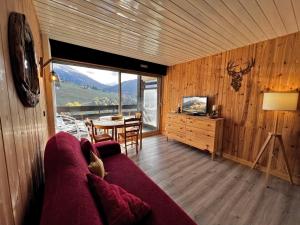 En generel udsigt til bjerge eller udsigt til bjerge taget fra lejligheden