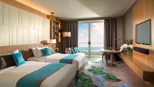 TV a/nebo společenská místnost v ubytování InterContinental Nha Trang by IHG