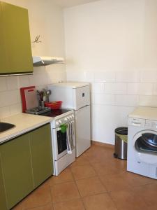 Kuchyňa alebo kuchynka v ubytovaní Sausage dog's apartments