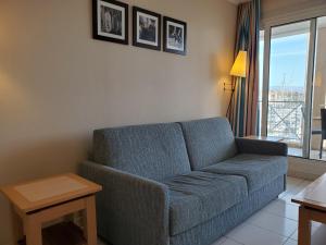 Posedenie v ubytovaní CAP HERMES Vue PORT T2 40m2 climatise 4 personnes