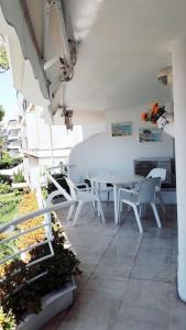 Balkón alebo terasa v ubytovaní Bright apartment - Cannes, la Croisette