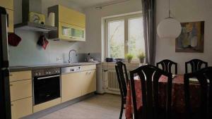 Køkken eller tekøkken på Ferienwohnung Cecilia + 4 billeder