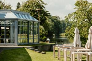Zahrada ubytování Auberge du Pêcheur
