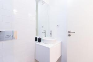 Vonios kambarys apgyvendinimo įstaigoje Oporto Near Coliseu