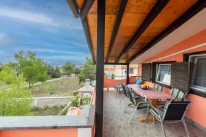 Balkon lub taras w obiekcie APARTMANI ZLATA
