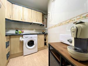 Kuchyňa alebo kuchynka v ubytovaní Apartamento Felipe Neri 10