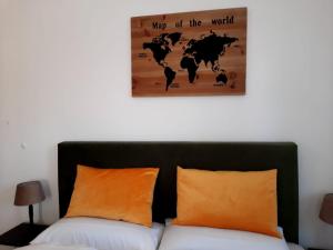 Ein Bett oder Betten in einem Zimmer der Unterkunft Hotel JUMAs