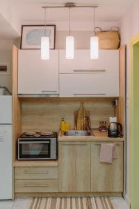 Kitchen o kitchenette sa Mellow Yellow