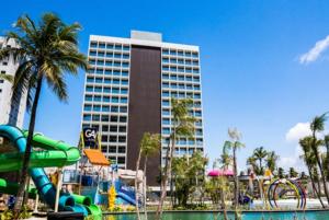 Bazén v ubytování Apt RESORT SALINAS PREMIUM nebo v jeho okolí