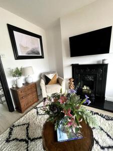 Gallery image of Elmwood House in Bangor