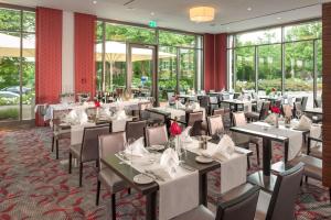 Εστιατόριο ή άλλο μέρος για φαγητό στο Dorint Hotel Hamburg-Eppendorf