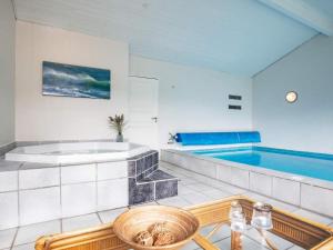 Bazén v ubytování Luxury Retreat in Vejers - By Traum Ferienwohnungen nebo v jeho okolí