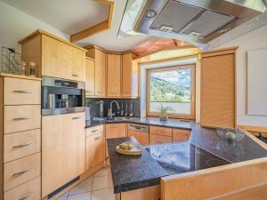 A kitchen or kitchenette at Gebirgsjagd