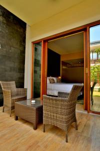 Ruang duduk di Abhayagiri - Sumberwatu Heritage Resort