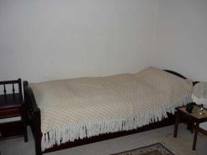 Ένα ή περισσότερα κρεβάτια σε δωμάτιο στο Ferienwohnung Oehlert - separater Eingang und möblierte Terrasse