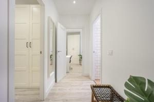 Zdjęcie z galerii obiektu Encantador apartamento en Atocha w Madrycie