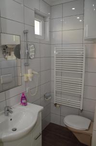 Kúpeľňa v ubytovaní Private Room Pyrkerstraße
