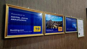 Sijil, anugerah, tanda atau dokumen lain yang dipamerkan di HOTEL JULIA Akhaltsikhe