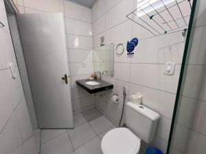 A bathroom at Pousada Maresia