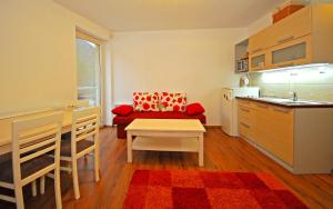 Kuchyň nebo kuchyňský kout v ubytování Apartment Bartek Ski Rental + 8 fotografií