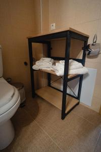 A bathroom at #G30 Chic 1 BR apartment in the centre of Volos