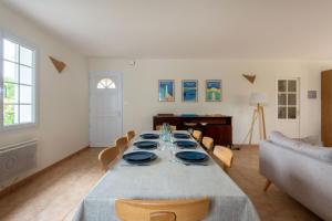 Posedenie v ubytovaní Belle maison proche de la mer pour 6 personnes