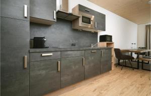 Kuchyňa alebo kuchynka v ubytovaní Sehr Schoene Ferienwohnung