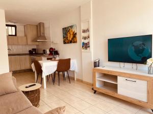 Kuchyň nebo kuchyňský kout v ubytování Royal Holiday Home