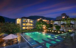 La alberca dentro o cerca de Hotel Barahi Pokhara