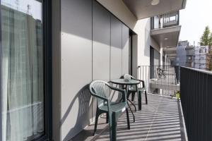 Balkón alebo terasa v ubytovaní New Blue Danube Apartment with Balcony and Parking